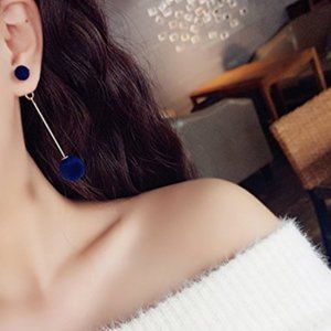 Plush Ball Earrings (Blue)
